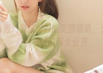 天台黑色过膝袜短裙的美图精选，少女秩序的绝美瞬间大公开
