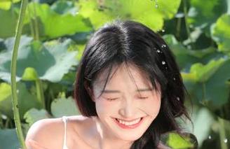 尤果网 – 乔依琳的办公室写真大揭秘，原图展示她的个人风格与品味