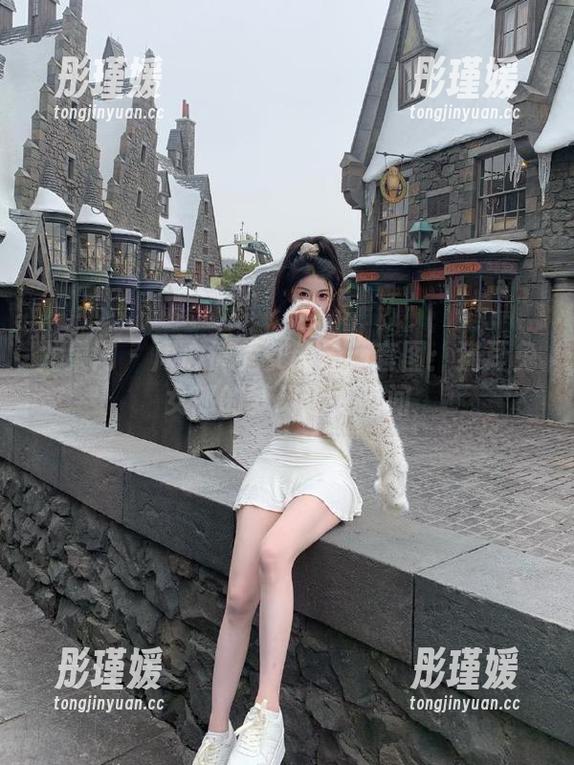 尤果网 - 周心情兔女郎最新套图：猫耳兔女郎的梦幻迷人瞬间