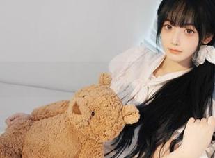 尤果网 – “小琪女神”写真公开，网盘下载轻松获取绝美瞬间