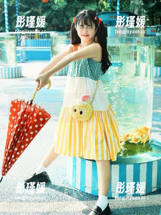 尤果网 - 尤菲儿毛衣作品集：原图展现温馨与时尚的完美结合
