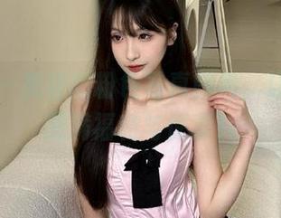 尤果网 – 美替的粉色写真图包，让你收获满满福利与惊喜！
