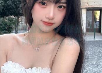 尤果网 – 若涵的灰丝系列作品，图片捕捉瞬间的宁静与思考