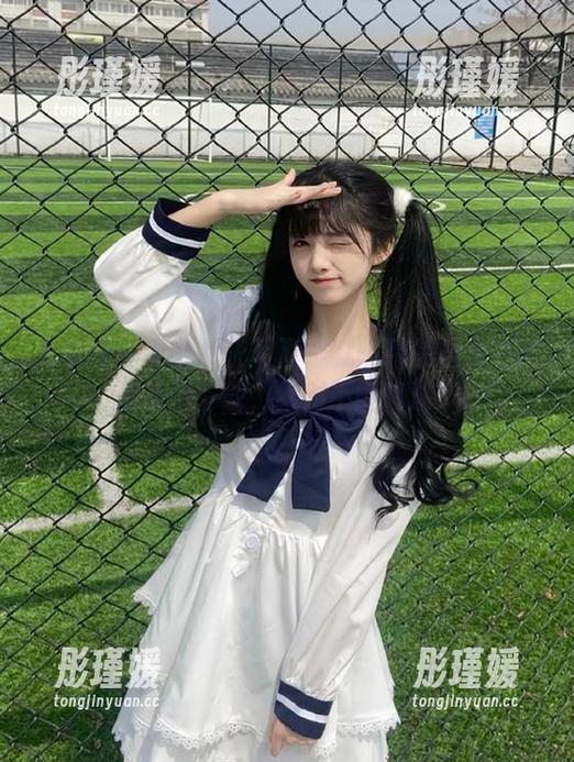 尤果网 - 雯雯女王写真成就：精美合集在网盘等你下载，绝对不能错过！