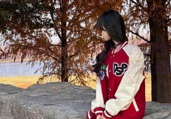 尤蜜荟 – 精致Carol周妍希棉袜美图合集：从细节中窥见时尚与舒适的完美结合