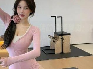 尤蜜荟 – 感受icy猪的独特魅力：白色写真原图福利大公开