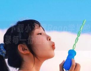 尤蜜荟 – 下载小海臀Rean学姐的高清写真，记录每一份温柔与力量的完美结合