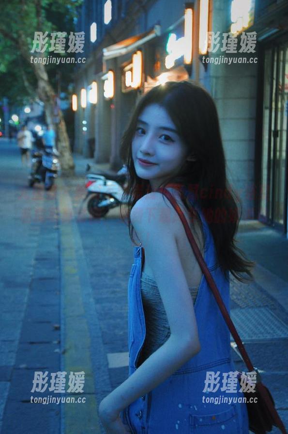 尤蜜荟 - 绝对不容错过！筱慧cindy浴室私房写真套图，免费下载尽享她的娇美身影！