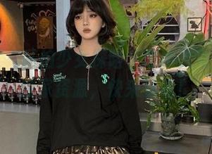 尤蜜荟 – 私拍少女探险，谭小灵带你发掘独家资源，快来看看！