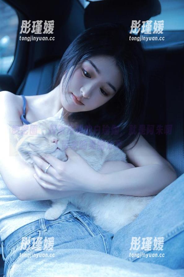 微密圈 - 探索夜晚的白瑜伽，就是阿朱啊带来的美图分享