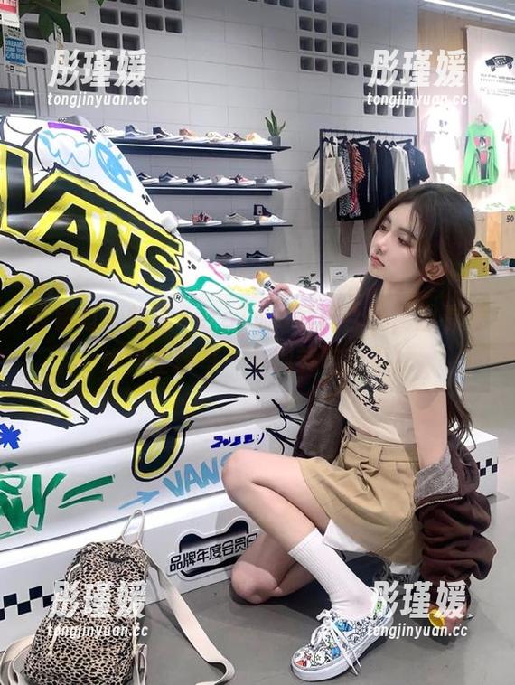 零错过！屿鱼ZeroTwo写真合集，观看她如何诠释每一个细节与故事！