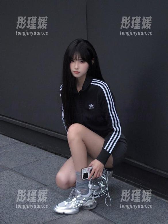 推女神 - Kiren_程程程泳装写真体验合集：感受泳装背后的故事与青春的激情