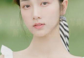 推女神 – 歆小兔chobits黑白写真最新更新，感受时光的流转