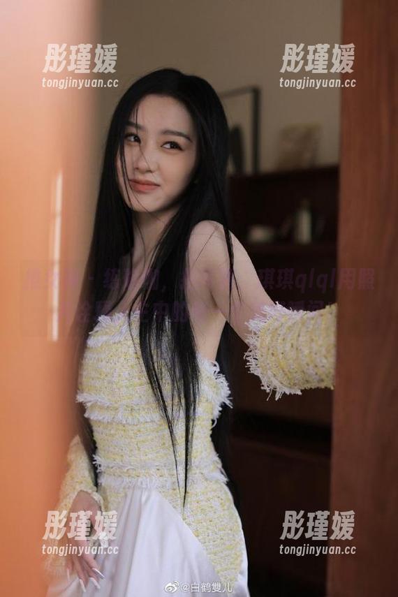 推女神 - 练瑜伽，拍写真：琪琪qlql用照片诠释人生中的每一个美好瞬间！