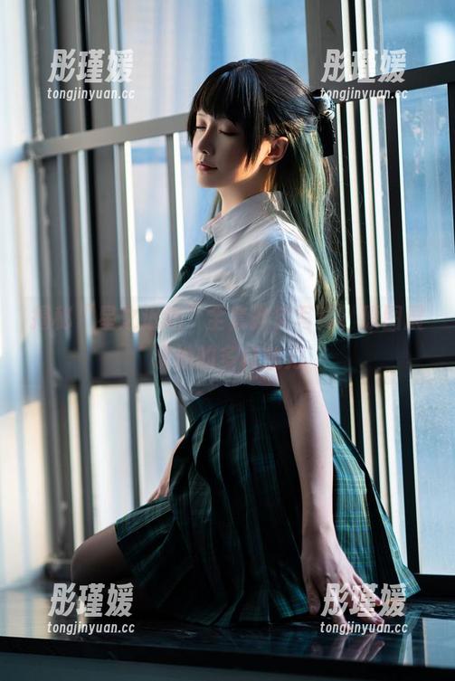 揭秘“星之迟迟”全套教室写真，原图展现她的多样魅力