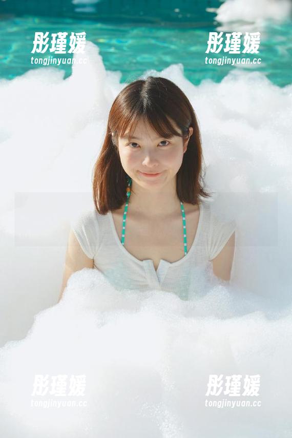 星颜社 - 无圣光与甜心的碰撞：袁圆写真作品中透露出的细腻情感