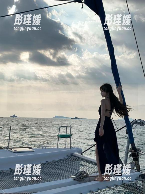 观看普美(bomi)双马尾的魅力，下载独家写真图包