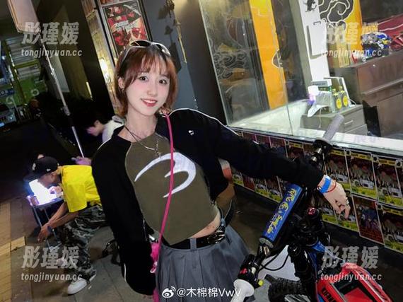 免费体验木绵绵OwO的独特作品，私房（包子铺）展示暖心与创意的完美结合