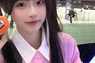 微密圈 – 超精致！林子琳喵高跟鞋美图合集，带你领略她的独特风采