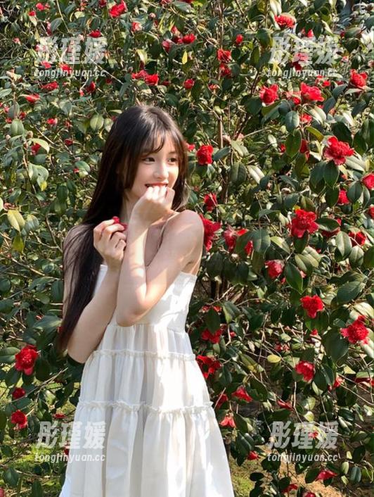 果团网 - 与周妍希一起进入甜心世界：专属图包与精美作品大揭秘