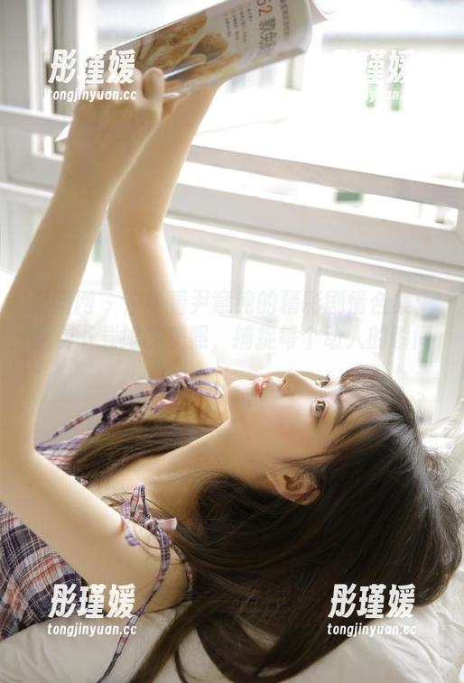 果团网 - 来看看尹意纯的精彩剧情合集：免费下载她的美照，捕捉每个动人的瞬间！