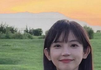微密圈 – 桃沢樱呀清纯美图合集，带你领略最动人的少女气息