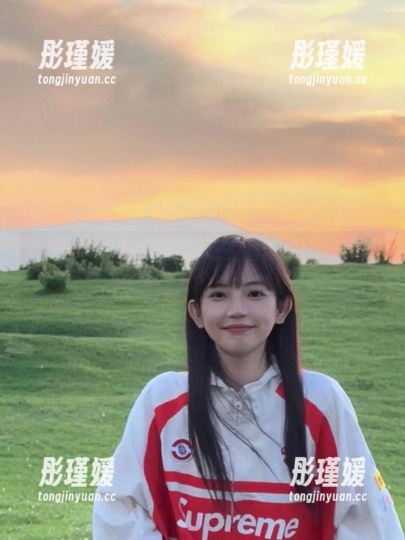 微密圈 - 桃沢樱呀清纯美图合集，带你领略最动人的少女气息