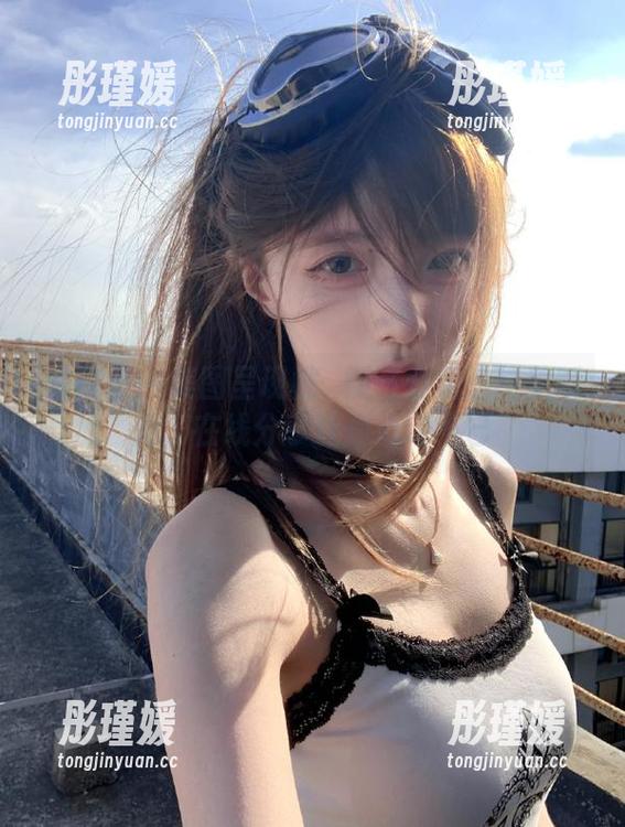 微密圈 - 美图呈现桃沢樱呀空姐的绝美瞬间，在线分享让你心动不已