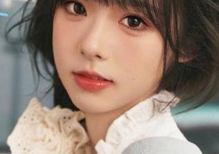 梦丝女神 – 璇璇的9分五官私拍写真，细腻之美尽在镜头之中