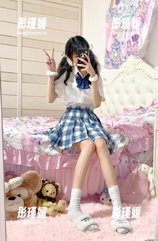 模范学院 - 探索星萌眼镜写真图库：她的每一张都充满故事