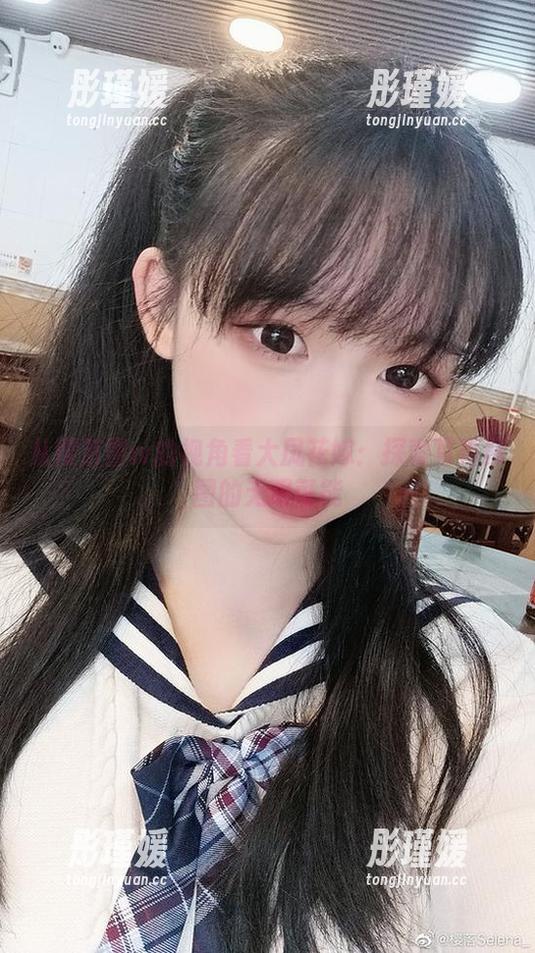 从樱落酱w的视角看大凤花嫁：探索写真原图的无限可能