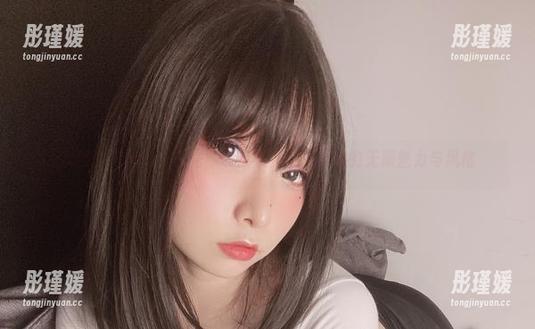 次屁啦全套写真曝光，带你感受剧情里她的无限魅力与风格