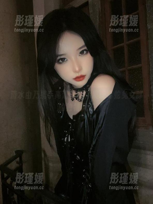 清水由乃携手高清美图，展现毒蛇兔女郎的独特风采