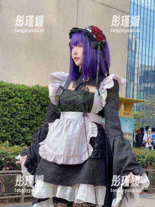 在线查阅清水由乃的浴缸写真作品，解锁美丽背后的故事