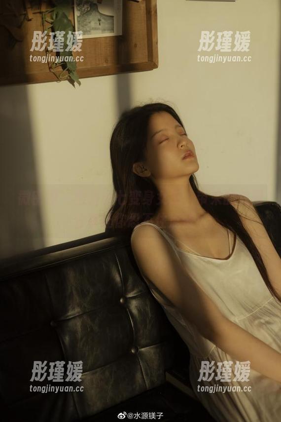 微密圈 - 当猪小七变身女王，带来的美图分享让你忍不住点赞！
