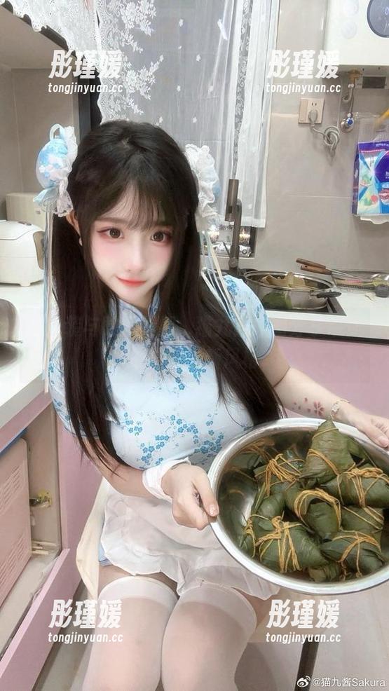 职业装与时尚碰撞，猫九酱原图分享带你领略职场新风格
