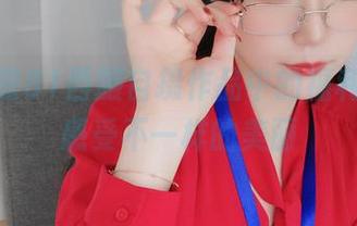 探秘白银81西服自摄作品中的福利秘籍，感受不一样的美丽