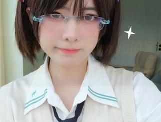 再一次迎接眼酱大魔王wnya的写真集更新，带你领略清新脱俗的艺术风格！