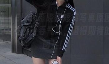 秀人网 – Elise谭晓彤短裤写真原图精选，感受特有的青春气息，值得期待的美丽图片！