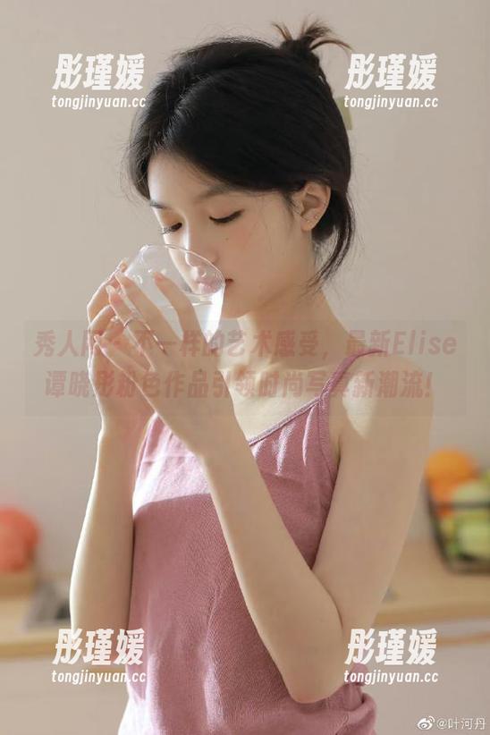 秀人网 - 不一样的艺术感受,最新Elise谭晓彤粉色作品引领时尚写真新潮流! 秀人网 - 不一样的艺术感受,最新Elise谭晓彤粉色作品引领时尚写真新潮流!