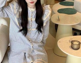 秀人网 – M梦baby夏天写真合集最新更新：美丽与自由交织，留下夏日无尽回忆！