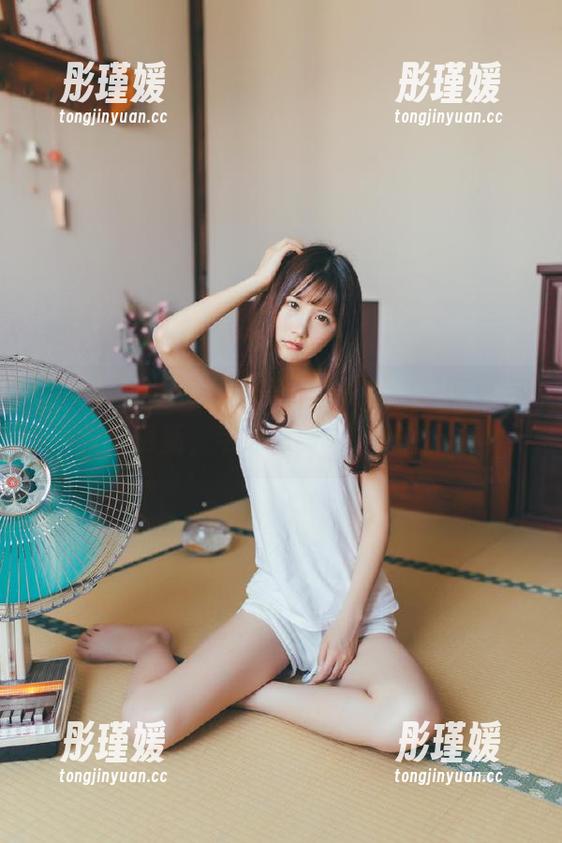 秀人网 - 重新定义美丽，baby嘉茵吊带写真集更新，带你领略不一样的风格！