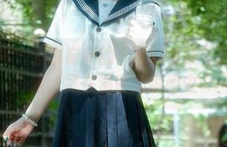 秀人网 – 发现崭新的“凯竹女孩”图集更新，尽在温暖的瞬间中