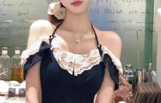 秀人网 – 白衬衫私房作品中的刘婷婷：甜美与酷炫的完美融合