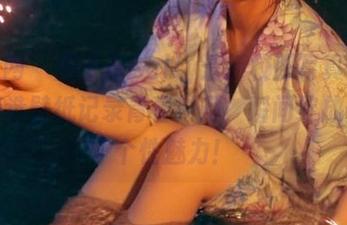 秀人网 – 周于希Sally清新校服写真合集：精选壁纸记录青春岁月，瞬间绽放你的个性魅力！
