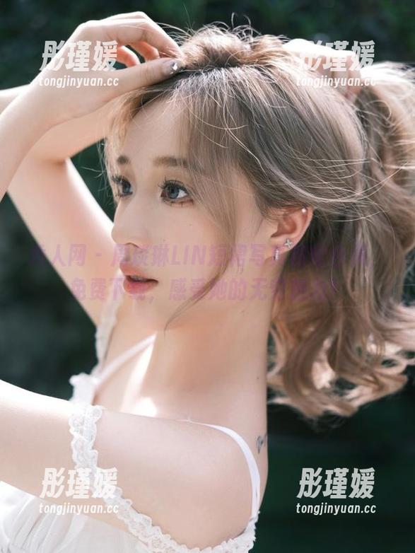 秀人网 - 周琰琳LIN短裙写真视觉合集，免费下载，感受她的无穷魅力！