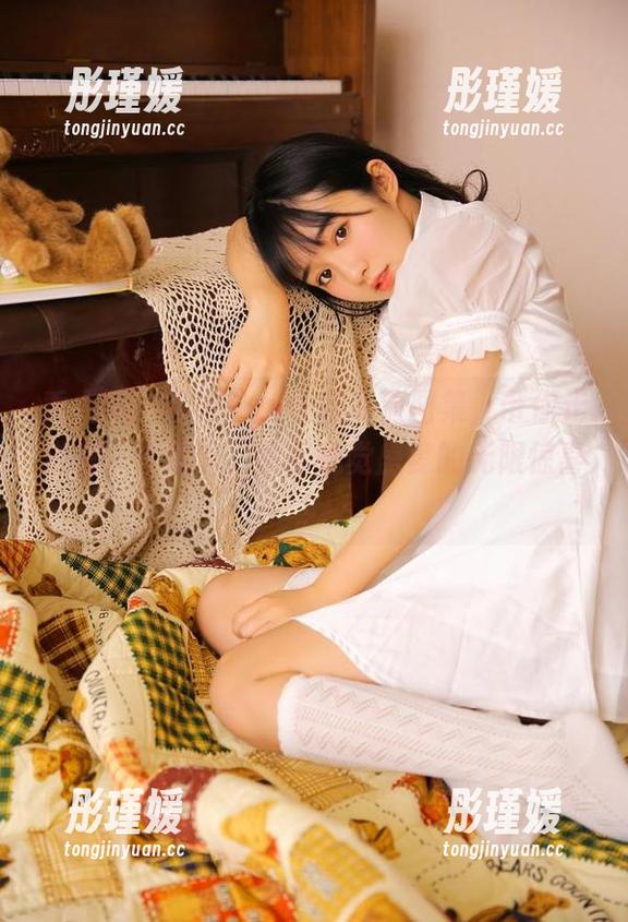 秀人网 - 奈奈Fox长腿高清图集，带你走进每一个细节，享受视觉盛宴的无限惊喜！