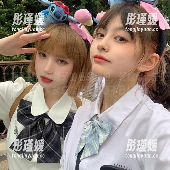 秀人网 - 奈沐子的私房旅拍，轻松记录生活，却总能让我自嘲不已！