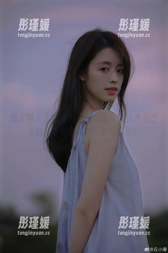 秀人网 - 孟狐狸FoxYini最新双人作品已上线，下载体验她的独特风格！