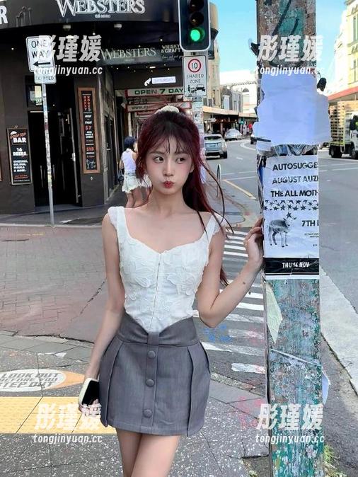 秀人网 - 绝美诱惑：安然的黑丝内衣写真，唤醒你的每一寸感官体验
